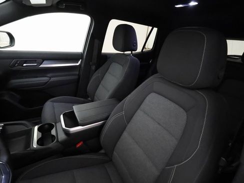 Certified 2025 GMC Terrain Elevation image 10