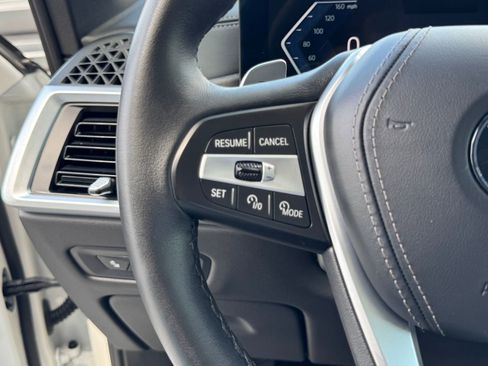 Used 2025 BMW X5 sDrive40i image 28