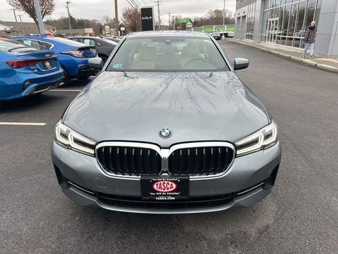 Used 2022 BMW 530i xDrive w/ Convenience Package image 3