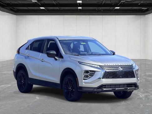 New 2026 Mitsubishi Eclipse Cross LE AWD/4WD image 3