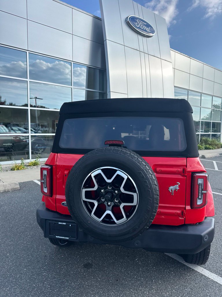 Used 2023 Ford Bronco Outer Banks AWD/4WD image 6