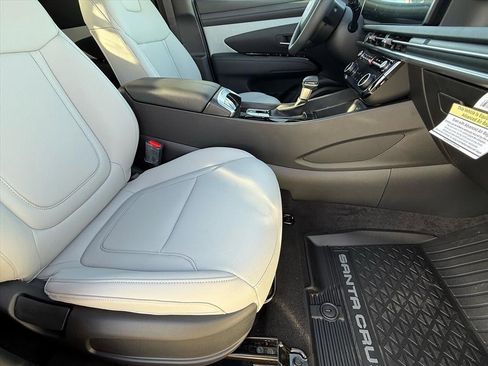 New 2026 Hyundai Santa Cruz SEL FWD image 10