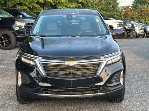 Used 2024 Chevrolet Equinox LT AWD/4WD image 2