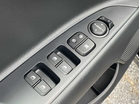 Used 2023 Kia Rio S w/ Technology Package image 12