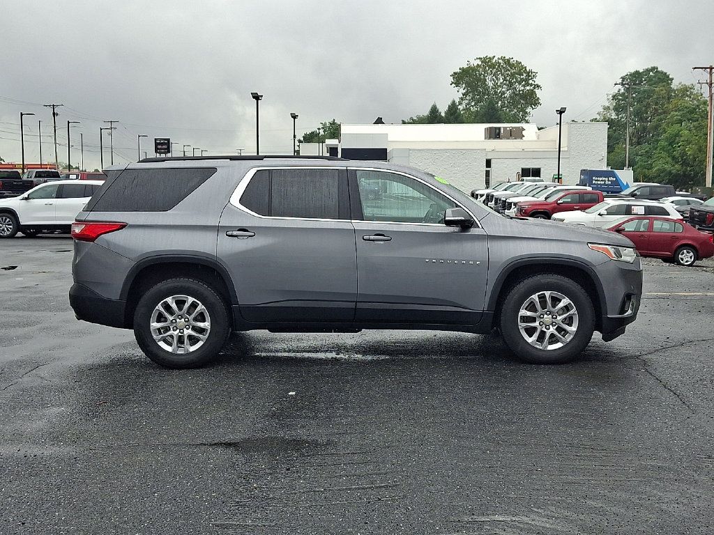 Used 2020 Chevrolet Traverse LT w/ LPO, Floor Liner Package AWD/4WD image 7