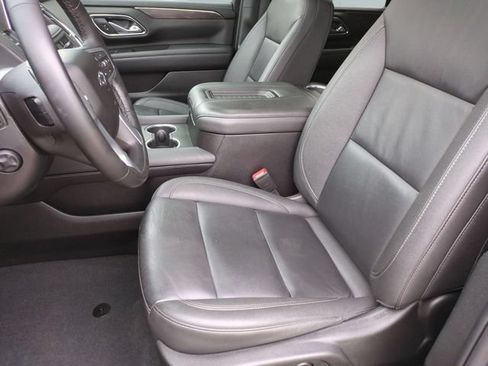 Used 2024 Chevrolet Tahoe Z71 w/ Luxury Package AWD/4WD image 20