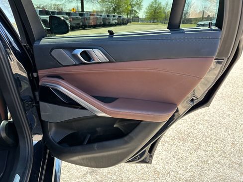 Used 2022 BMW X6 M50i w/ Executive Package image 14