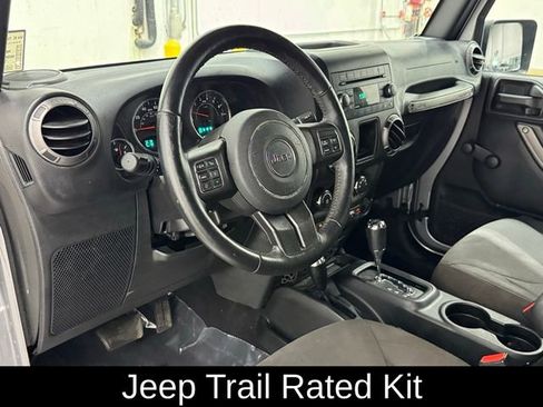 Used 2018 Jeep Wrangler Sport image 18