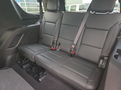 Used 2021 Chevrolet Tahoe Z71 image 14