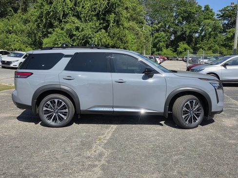 New 2026 Nissan Pathfinder Platinum image 48