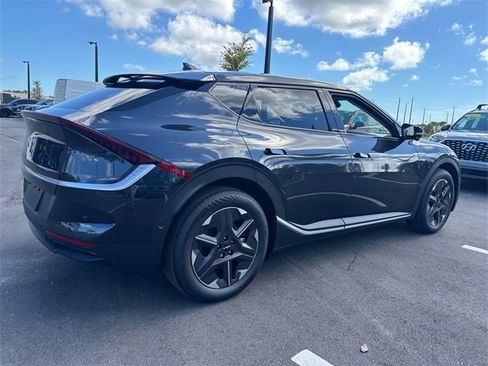 New 2025 Kia EV6 Light w/ Light LR Technology Package image 12