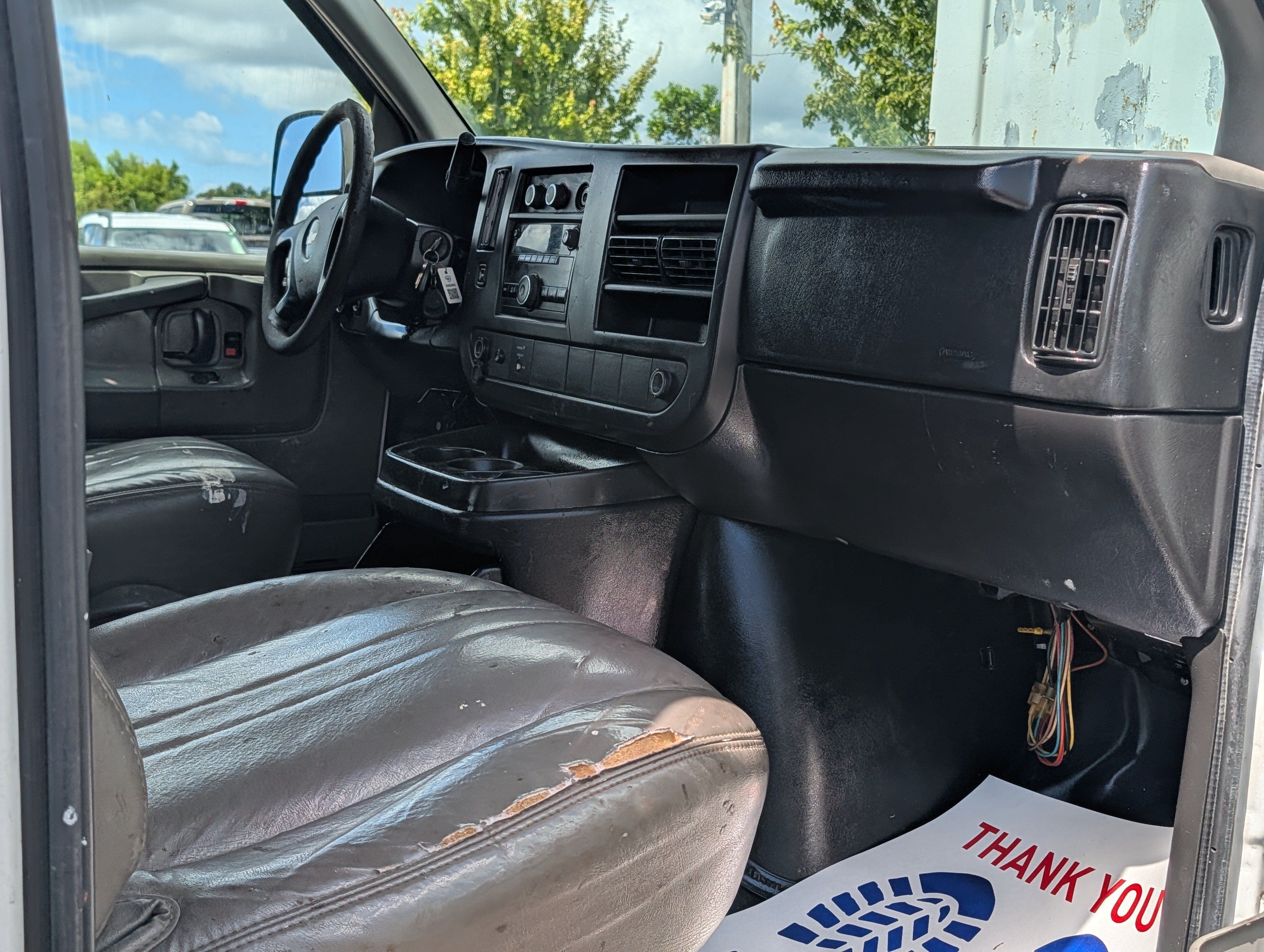 Used 2013 Chevrolet Express 3500 Extended RWD image 17
