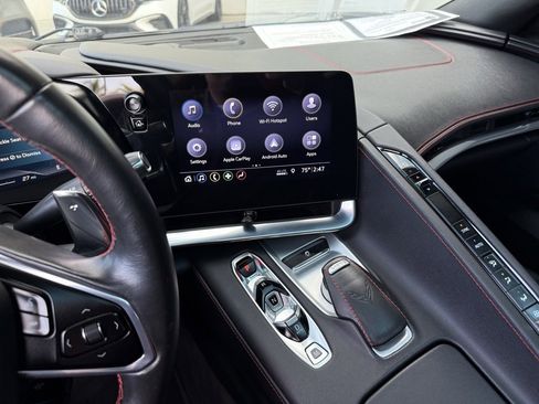 Used 2020 Chevrolet Corvette Stingray Coupe w/ Z51 Performance Package image 22