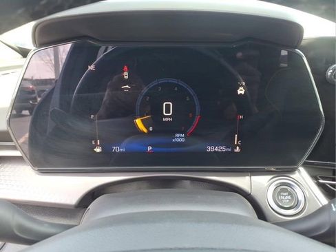 Certified 2025 Chevrolet Trax ACTIV w/ Sunroof Package FWD image 20