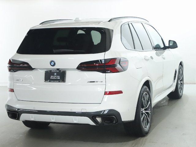 Used 2026 BMW X5 xDrive50e w/ M Sport Package AWD/4WD image 48