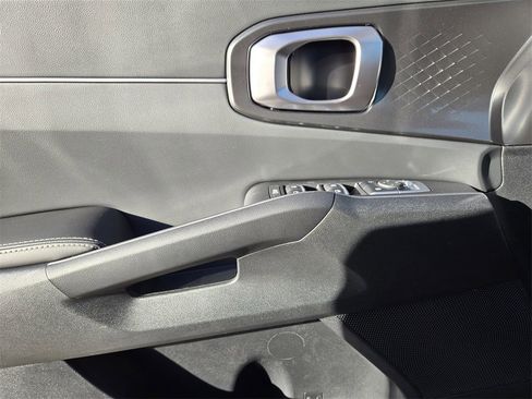New 2026 Kia Sorento S w/ S Panoramic Sunroof Package image 8