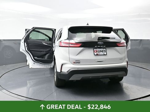 Used 2024 Ford Edge SEL image 59