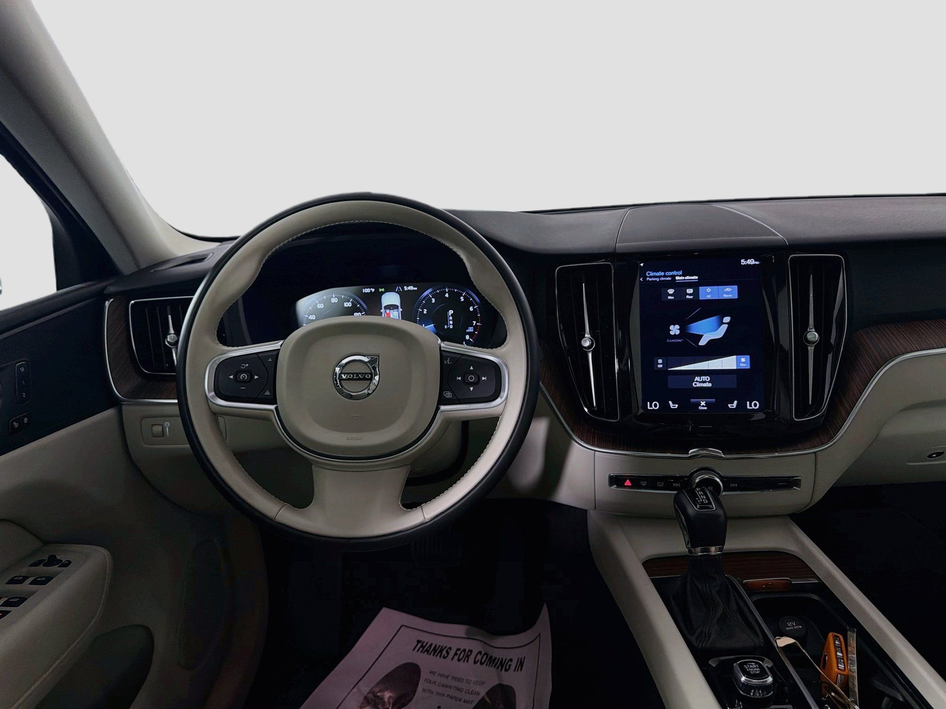 Used 2021 Volvo XC60 T5 Momentum w/ Premium Package FWD image 23
