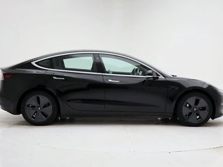 Used 2020 Tesla Model 3 Standard Range Plus video 2