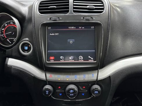 Used 2019 Dodge Journey SE w/ Premium Group FWD image 30