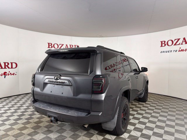 Used 2020 Toyota 4Runner SR5 Premium w/ Moonroof Package RWD image 13