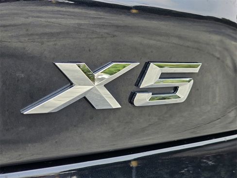 Used 2023 BMW X5 xDrive40i w/ M Sport Package image 12