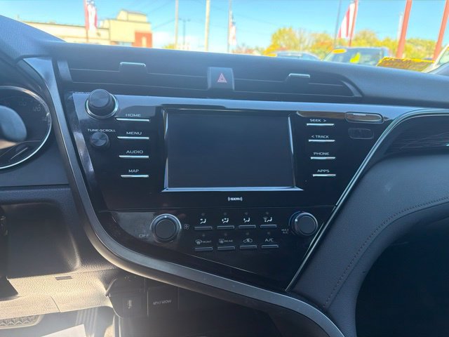 Used 2020 Toyota Camry LE FWD image 15