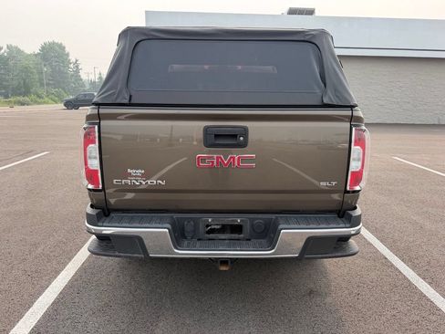 Used 2016 GMC Canyon SLT w/ Driver Alert Package RWD image 6