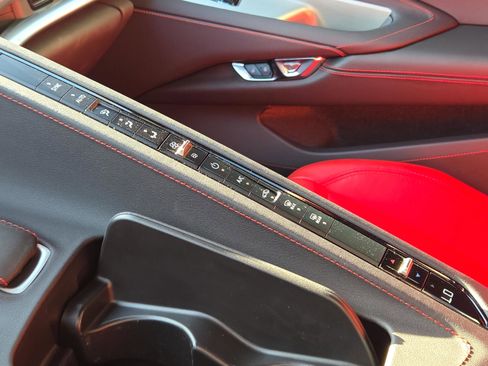 Used 2023 Chevrolet Corvette Stingray Coupe image 23