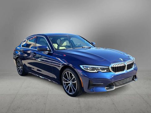 Used 2020 BMW 330i Sedan w/ Premium Package image 2