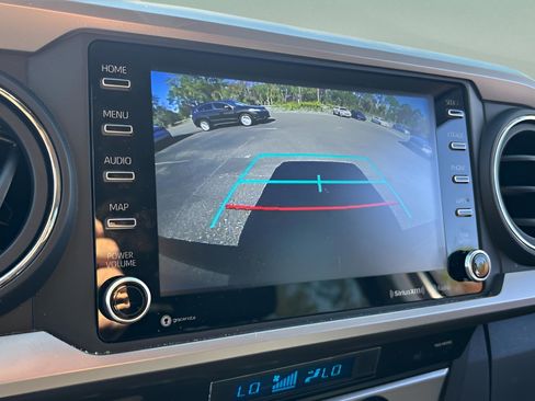 Used 2023 Toyota Tacoma TRD Sport image 24