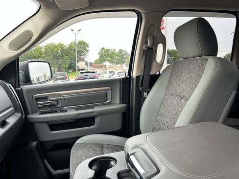 Used 2015 RAM 1500 Big Horn AWD/4WD image 32