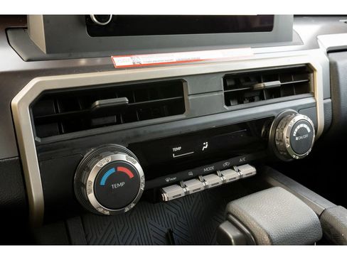 Used 2025 Toyota Tacoma SR5 image 23