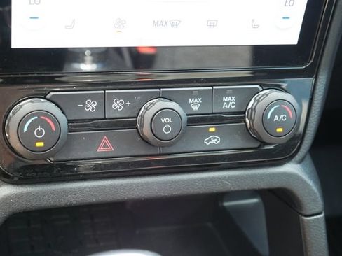 Used 2025 Ford Ranger XLT w/ Equipment Group 301A High AWD/4WD image 23