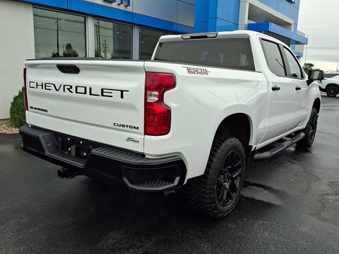 Used 2023 Chevrolet Silverado 1500 Custom Trail Boss w/ LPO, Dark Essentials Package AWD/4WD image 6