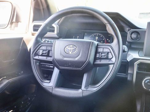 Certified 2025 Toyota Tacoma SR5 image 18