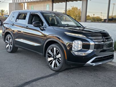 New 2025 Mitsubishi Outlander SE