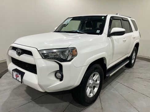 Used 2017 Toyota 4Runner SR5 image 4