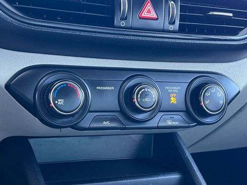 Used 2023 Kia Forte LXS w/ LXS Technology Package image 19