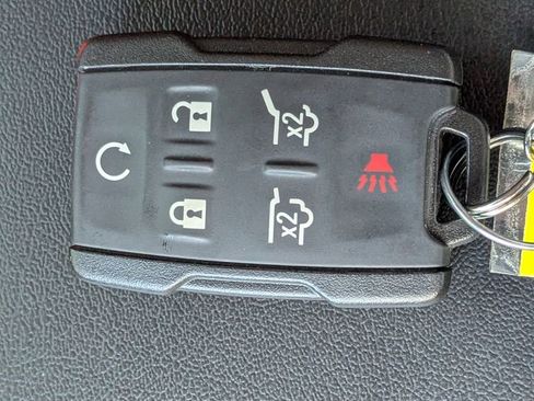 Used 2018 GMC Yukon SLE w/ Convenience Package image 29