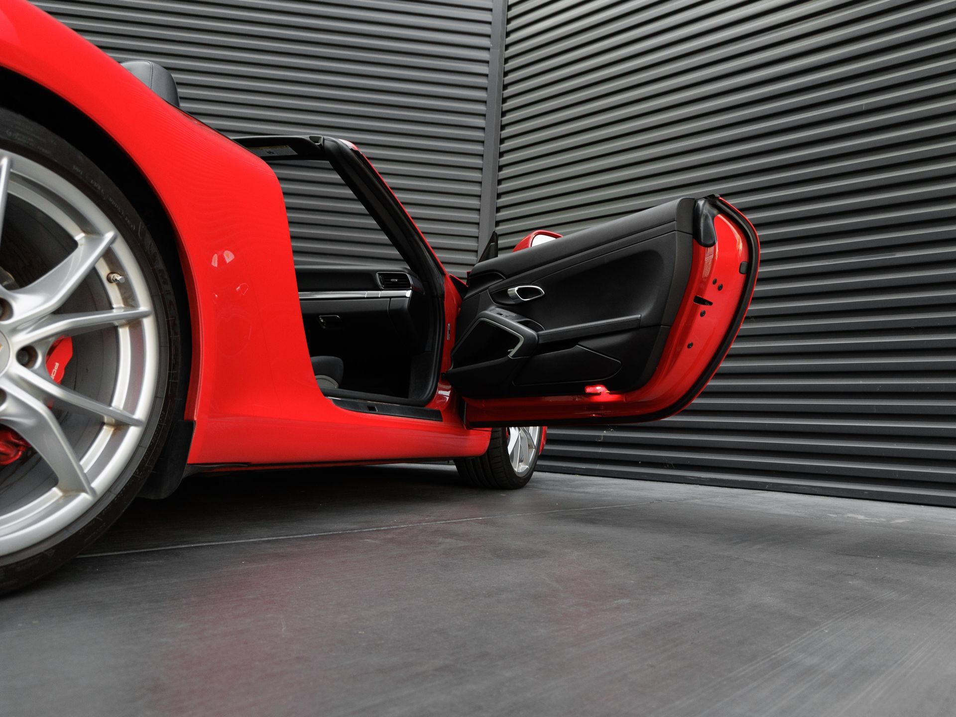 Certified 2019 Porsche 911 Carrera S RWD image 30