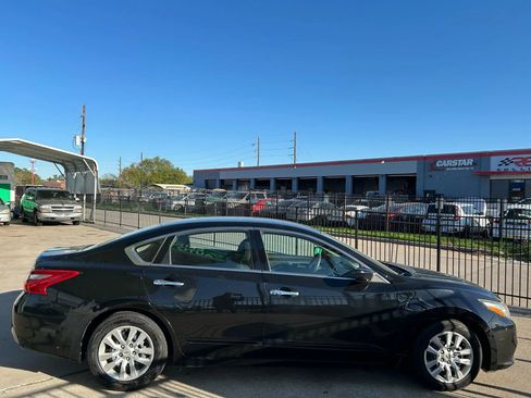 Used 2018 Nissan Altima 2.5 S image 7