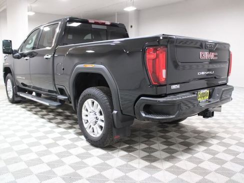 Certified 2022 GMC Sierra 3500 Denali image 9
