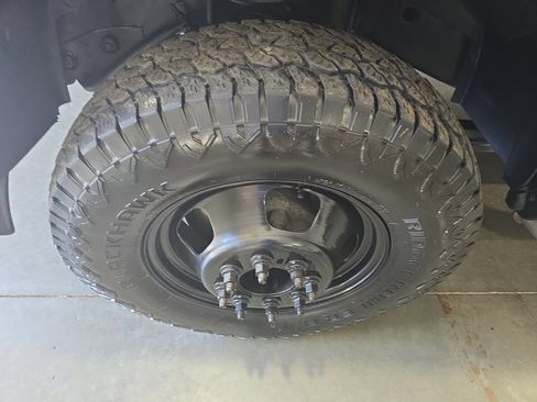 Used 2016 RAM 3500 Tradesman w/ Chrome Appearance Group AWD/4WD image 10