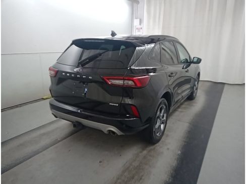 Used 2023 Ford Escape ST-Line Select w/ Tech Pack #2 AWD/4WD image 4