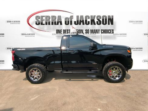 Used 2025 Chevrolet Silverado 1500 W/T w/ WT Value Package image 9