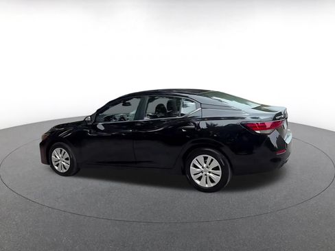 Used 2025 Nissan Sentra S FWD image 10