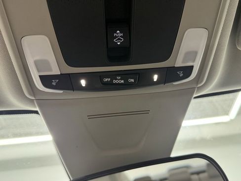 Used 2023 Honda Civic EX image 33