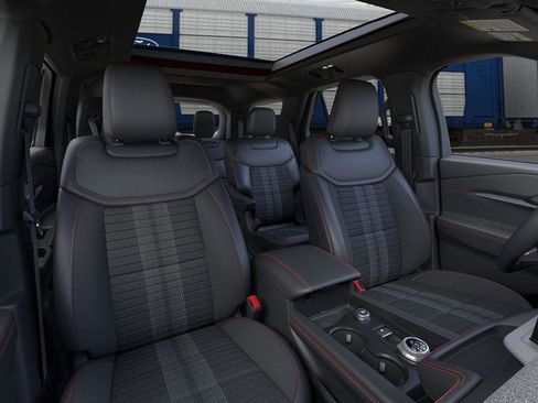 New 2026 Ford Explorer ST-Line image 10