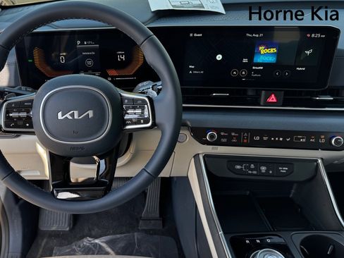 New 2026 Kia Carnival EX image 13